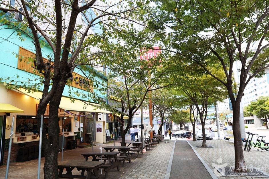 Haeundae Rodeo Street (해운대 로데오거리)