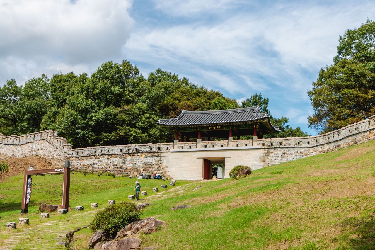 고모산성