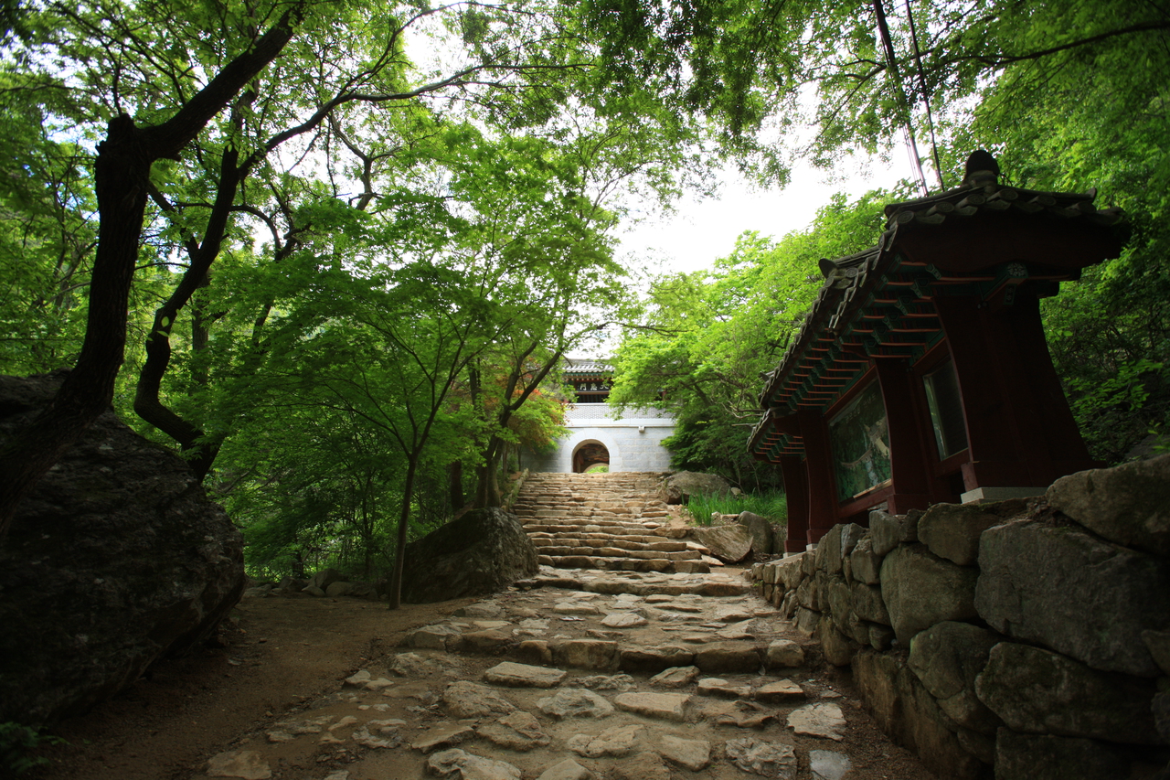 금오산성