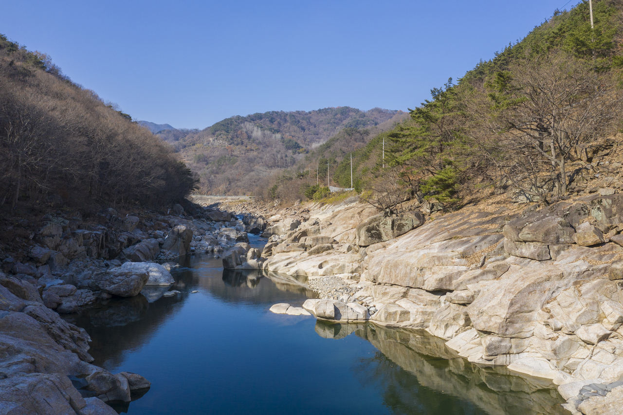 용유담