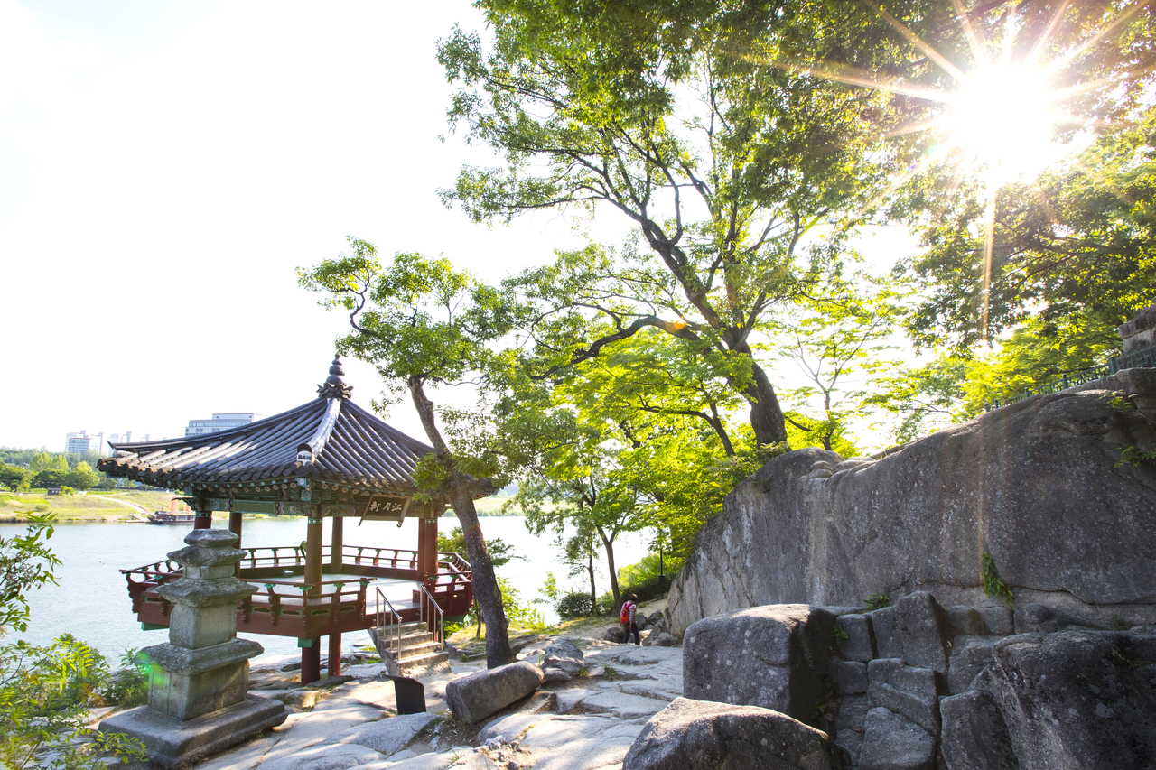 신륵사
