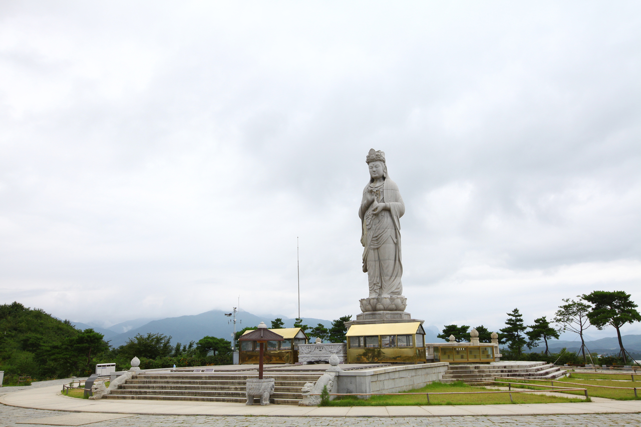 해수관음불상