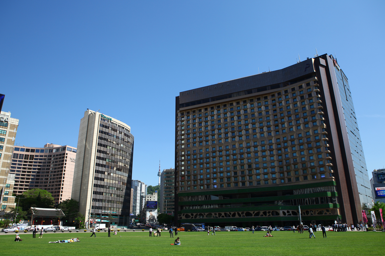 플라자호텔